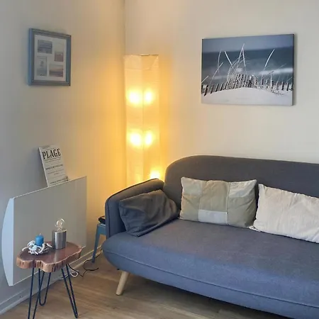 1 Bedroom In Διαμέρισμα *