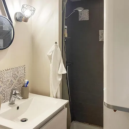 アパート Cozy In With Kitchen *